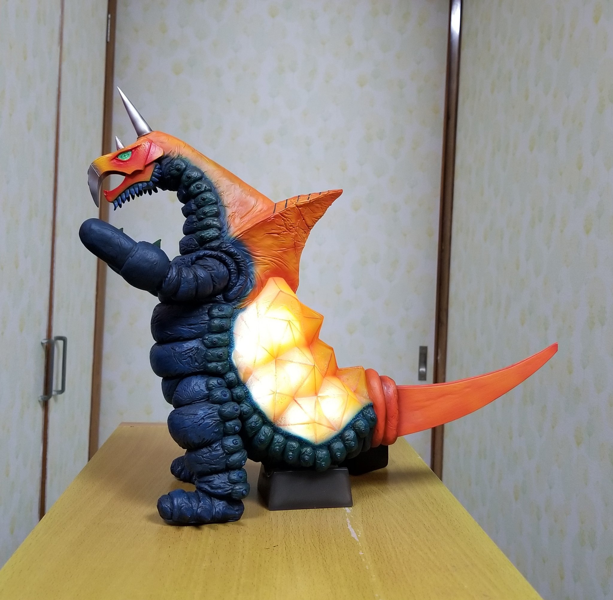エクスプラス 円谷30㎝シリーズ バキシム 少年リック限定版 Amazon.co.jp: エクスプラス 円谷30cmシリーズ バキシム／ A