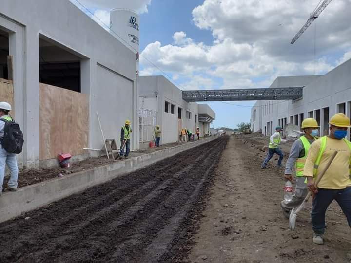 ❗UNA REALIDAD 🏥 | Avanza a paso gigante el nuevo Hospital de Chinandega, esta se inaugurar en el mes de septiembre.
<a href="/taniasandinista/">TaniaSandinista</a> <a href="/samcarrion18/">𝐒𝐚𝐦𝐚𝐧𝐭𝐡𝐚 𝐂𝐚𝐫𝐫𝐢ó𝐧❤️🖤 🇳🇮</a> #2021daniel #LeonRevolucion <a href="/FusserHermida/">🇳🇮𝕱𝖚𝖘𝖘𝖊𝖗❤🖤</a> <a href="/CuadernoSandino/">🔴CuadernoSandinista⚫</a>