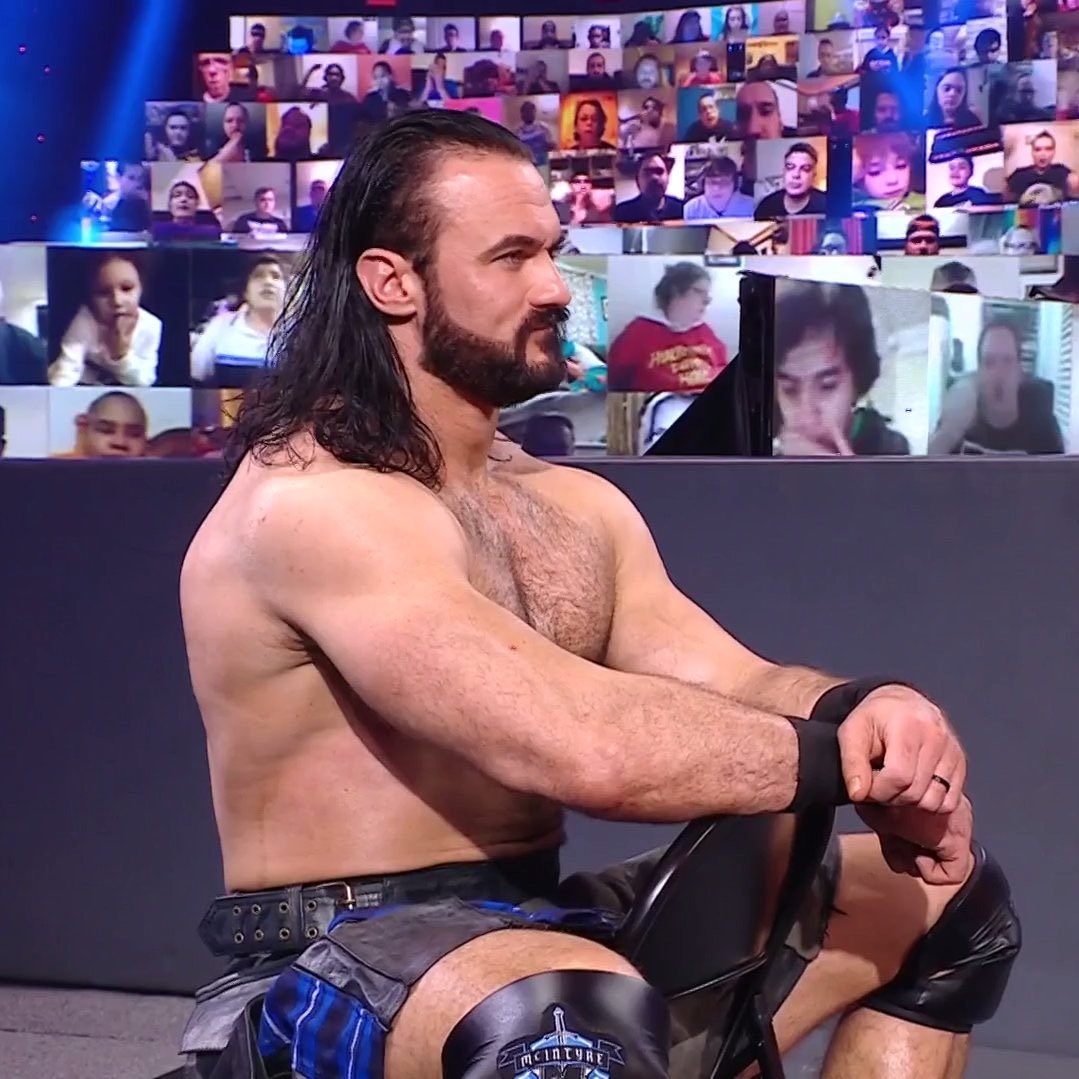 WWE on FOX tweet media