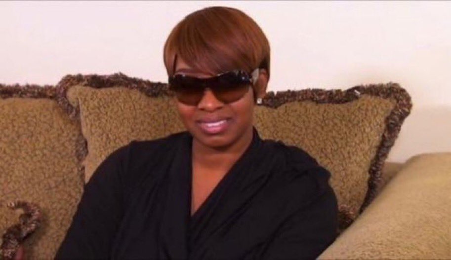 michelle when matt came out with his beard #TheBachelor