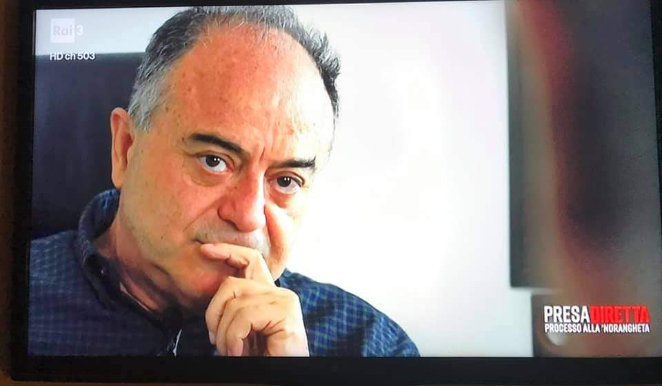NicolaMorra63's tweet photo. Semplicemente grazie Procuratore #Gratteri.
Lo stesso per #PresaDiretta e @IaconaRiccardo. https://t.co/udXmkg9M59