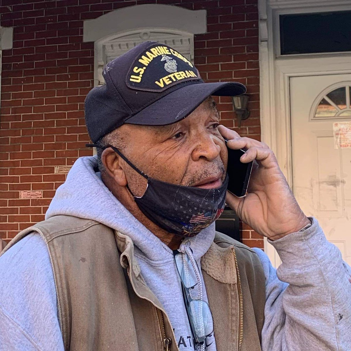 Goodable's tweet image. This is Jimmy Johnson, 70.

Today, he saw his neighbor's home on fire, called 911, ran over, kicked down the door, ran upstairs, grabbed a man who was LITERALLY ON FIRE, carried him out, then used a blanket to put out the flames.

Some heroes wear capes.

Others are named Jimmy.