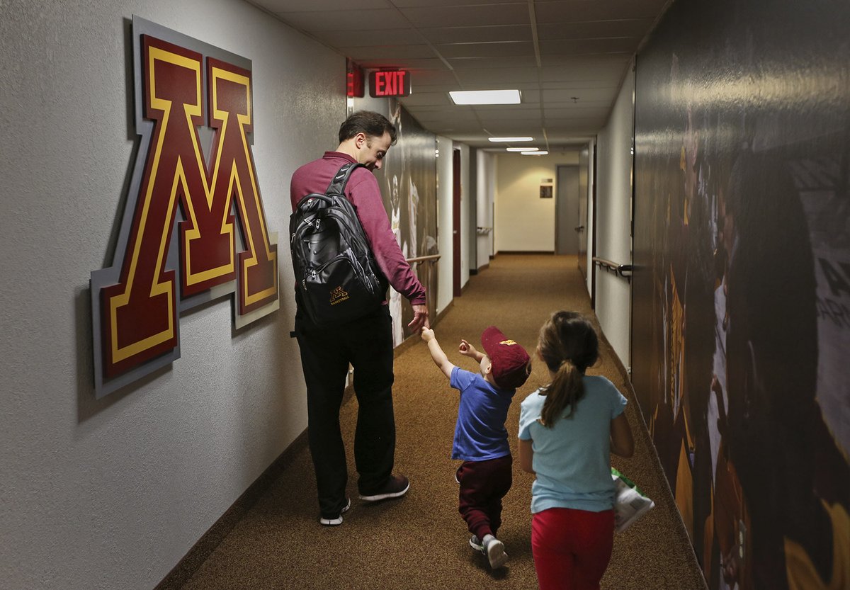 XUCoachPitino's tweet photo. One of my favorite pictures.  Always wanted to represent Minnesota the right way on a daily basis with class and integrity.  Thank you for a special 8 years.  Fired up for what the future holds! https://t.co/mUgM8Dpao9