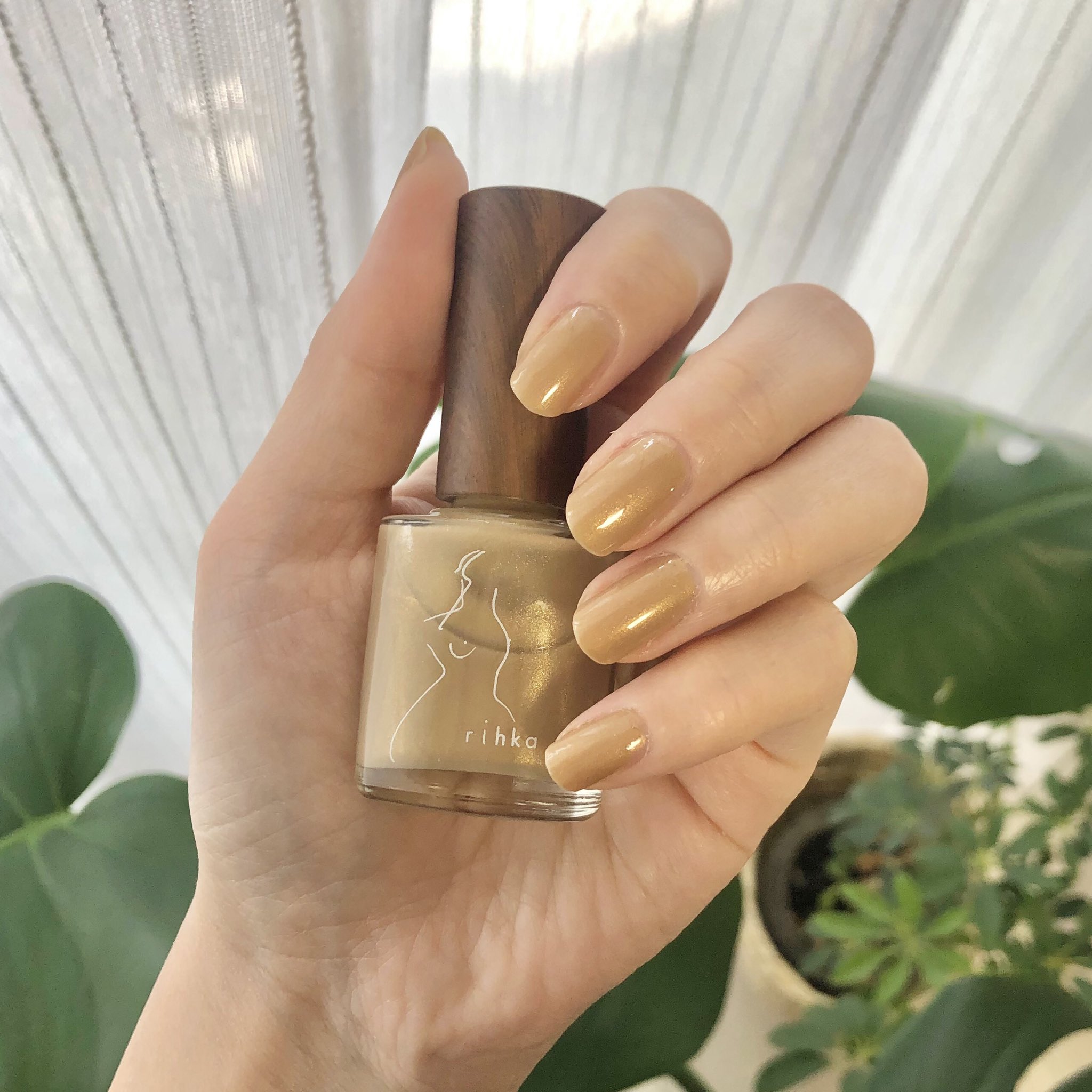 人気のファッションブランド! rihka リーカ nail polish her