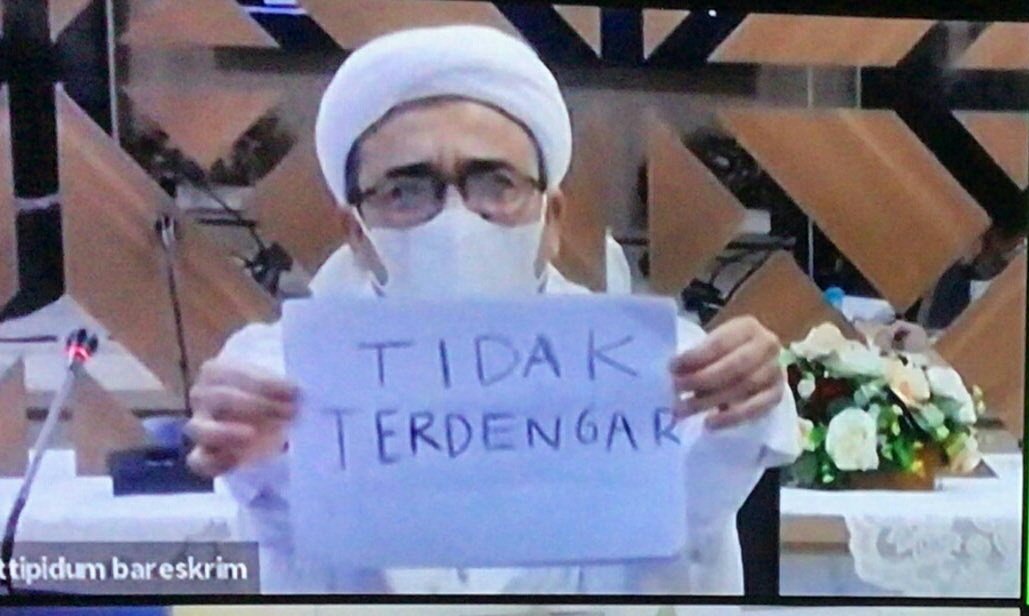 VifeVife's tweet photo. Tidak Terdengar ,Hadirkan IBHRS di Peesidangan  #IBHRSHarusBebas https://t.co/5vwRstn9Qa