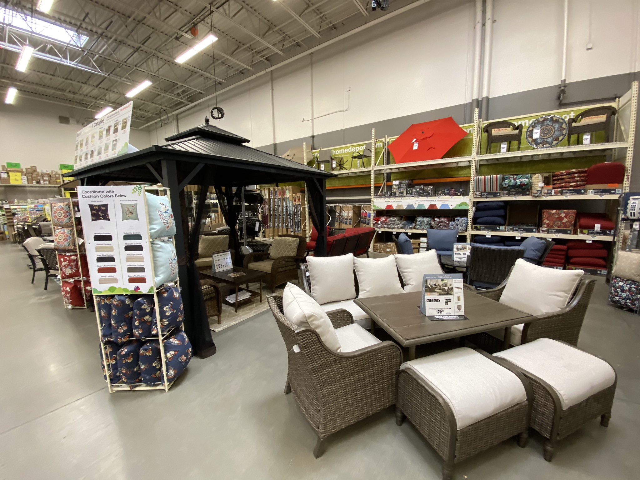 Ian Gustafson on Twitter "Patio at 4014 set and dialed just in time