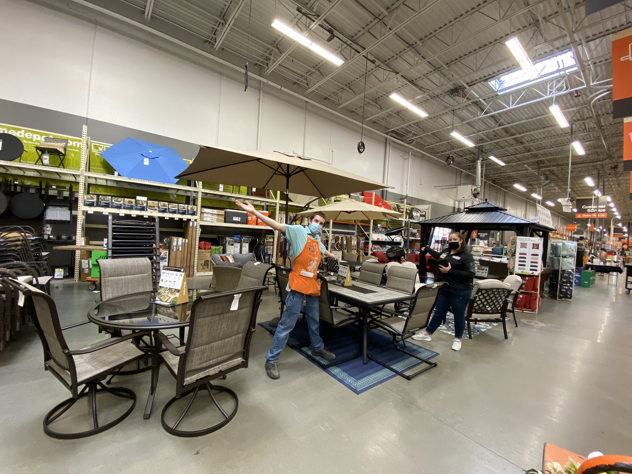 Ian Gustafson on Twitter "Patio at 4014 set and dialed just in time