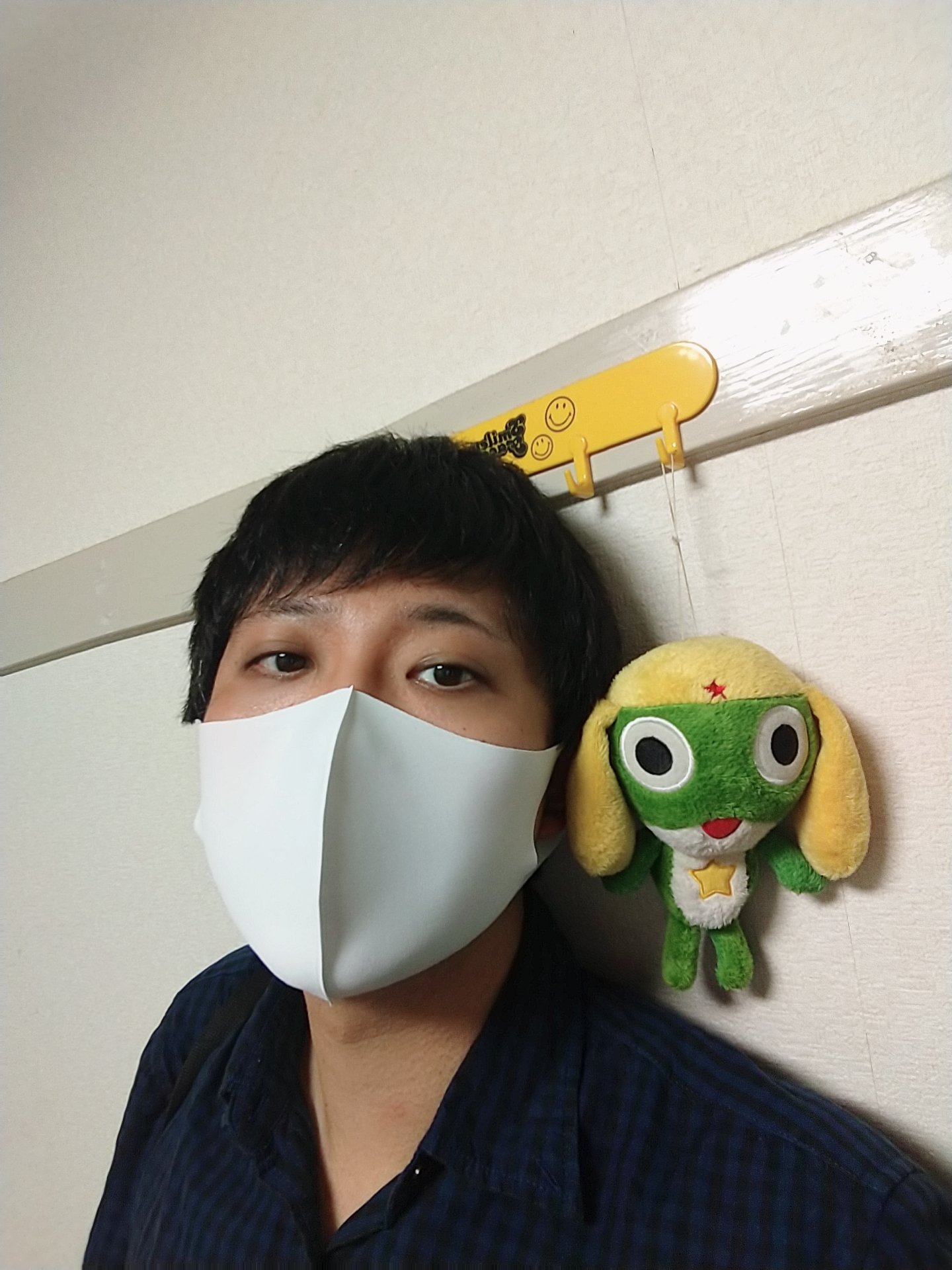 かずーチカ これがこうなるから 化粧と加工技術は凄い シャイダーブルーです 喉仏ごついのはご愛嬌 また女の子に焼結したいなー もう歳か 女装男子は自撮りを上げろ T Co T6rffxv9gv Twitter