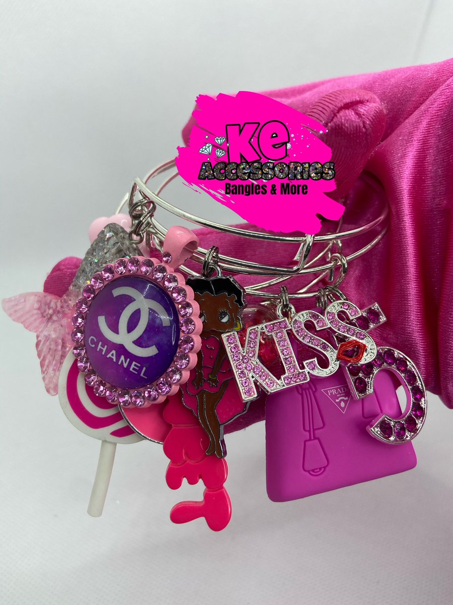 keaccessories_'s tweet photo. Restock is now LIVE! Another pink set 💞 This hot pink set is now available at https://t.co/siUCPscJ2u
#charmbracelets #sneakercharms #banglebusiness #designerbangles #charmwholesale #charmplug #charmbangles #designercharms #tiktokvidz #girlythings #bangles #blingbangles https://t.co/sab4r8ig2U
