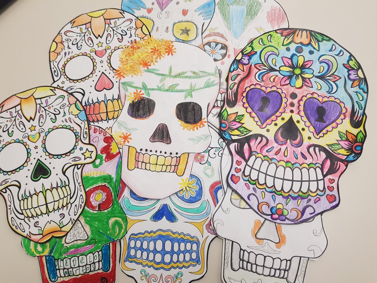 MFL_WEK's tweet photo. Year 7 have been learning about cultural events celebrated in the Hispanic world. They created these colourful Día de los Muertos sugar skull designs to show their understanding. #WEKyear7 #WEKSpanish #diadelosmuertos #culture #Mexico https://t.co/3KhaQUwV3U