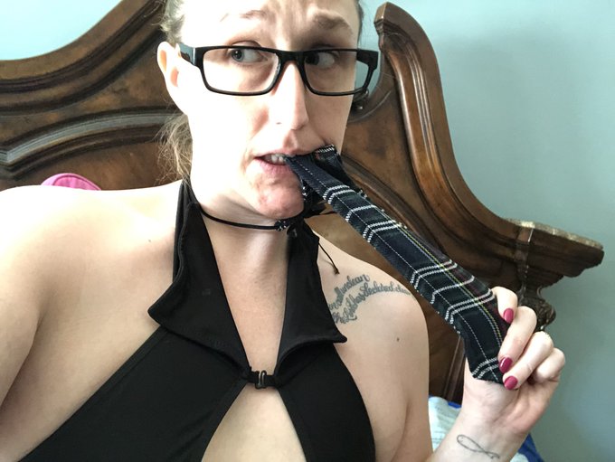 Vanilla Me    ///     SW me https://t.co/tpSsq3h0rE<a href="/tag/mvsales"class="tags"><span>#mvsales</span></a>