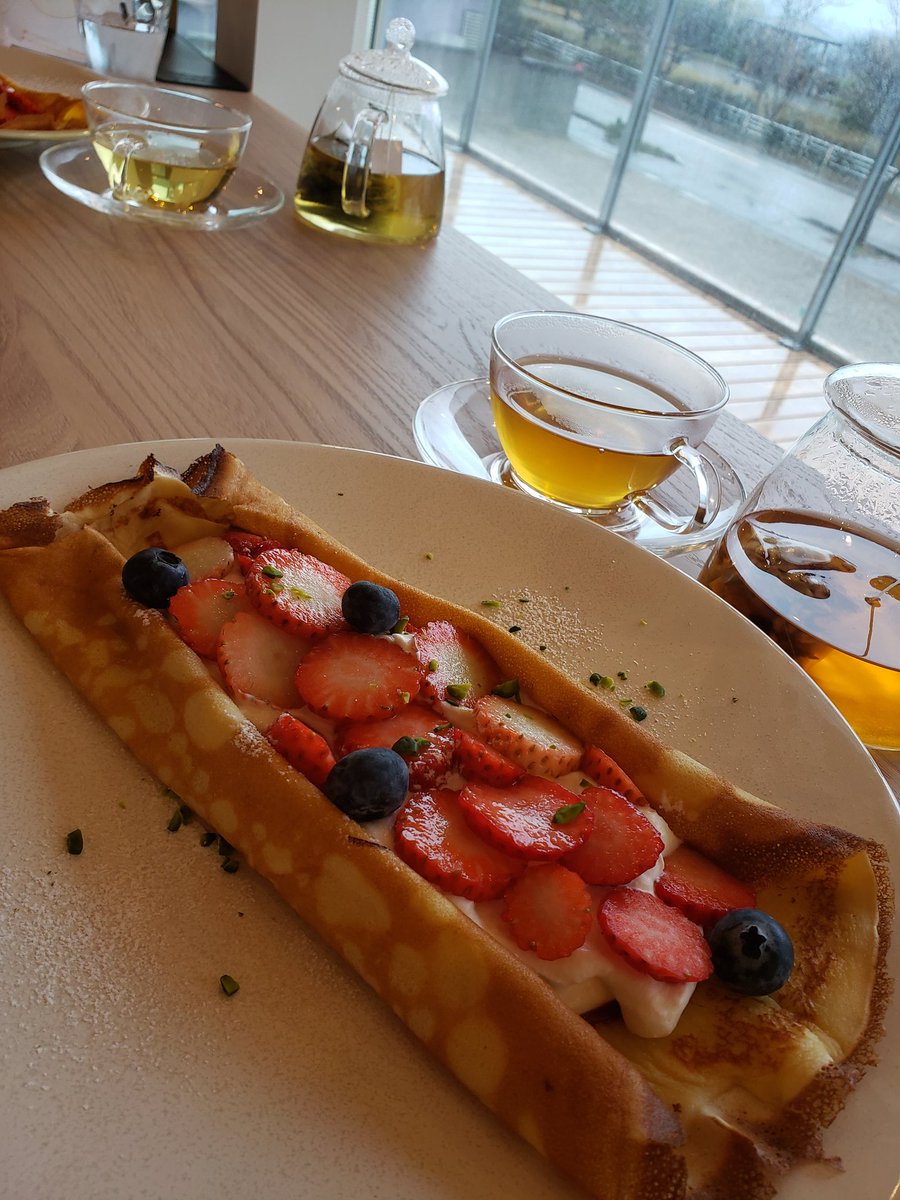 kibo3052319's tweet image. ママ友から始まった友達先日抗がん剤治療が始ま
って髪の毛が抜ける前に購入しときたい願い。
き～ぼぅ職場の紹介で一緒に行って来たヨ😊
人毛で本人の希望を全力に聞いてくれ、お値段、ｱﾌﾀｰﾌｫﾛｰも親切✨友達も凄い喜んでくれてた
😊

2階にはカフェ有り。
#FORAC
#ウィッグ
#和漢ﾃｨｻﾞﾝﾇ