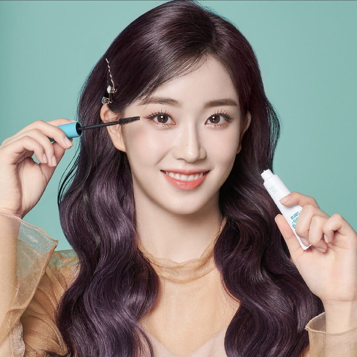 Loona корейская группа участницы. кореянки с большим носом. Face of kpop 2023. Face of kpop 2023. Kpop 2023.