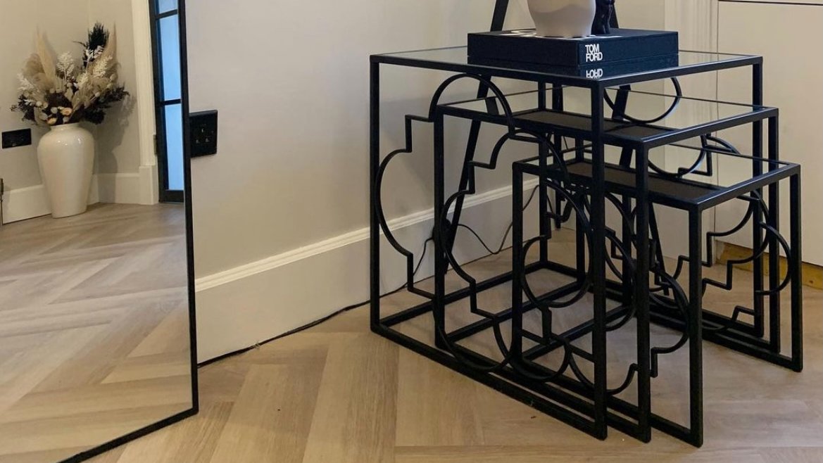 williamwmirrors's tweet photo. The Casablanca Table Nest takes inspiration from our favourited Casablanca mirror, to bring an industrial feel to your home whilst retaining its contemporary look - available to order now.
https://t.co/HBcPRj0kgL 

#Contemporary #homeinterior #industrial #sleek #ontrend #inspo https://t.co/CRTJlRLwaS