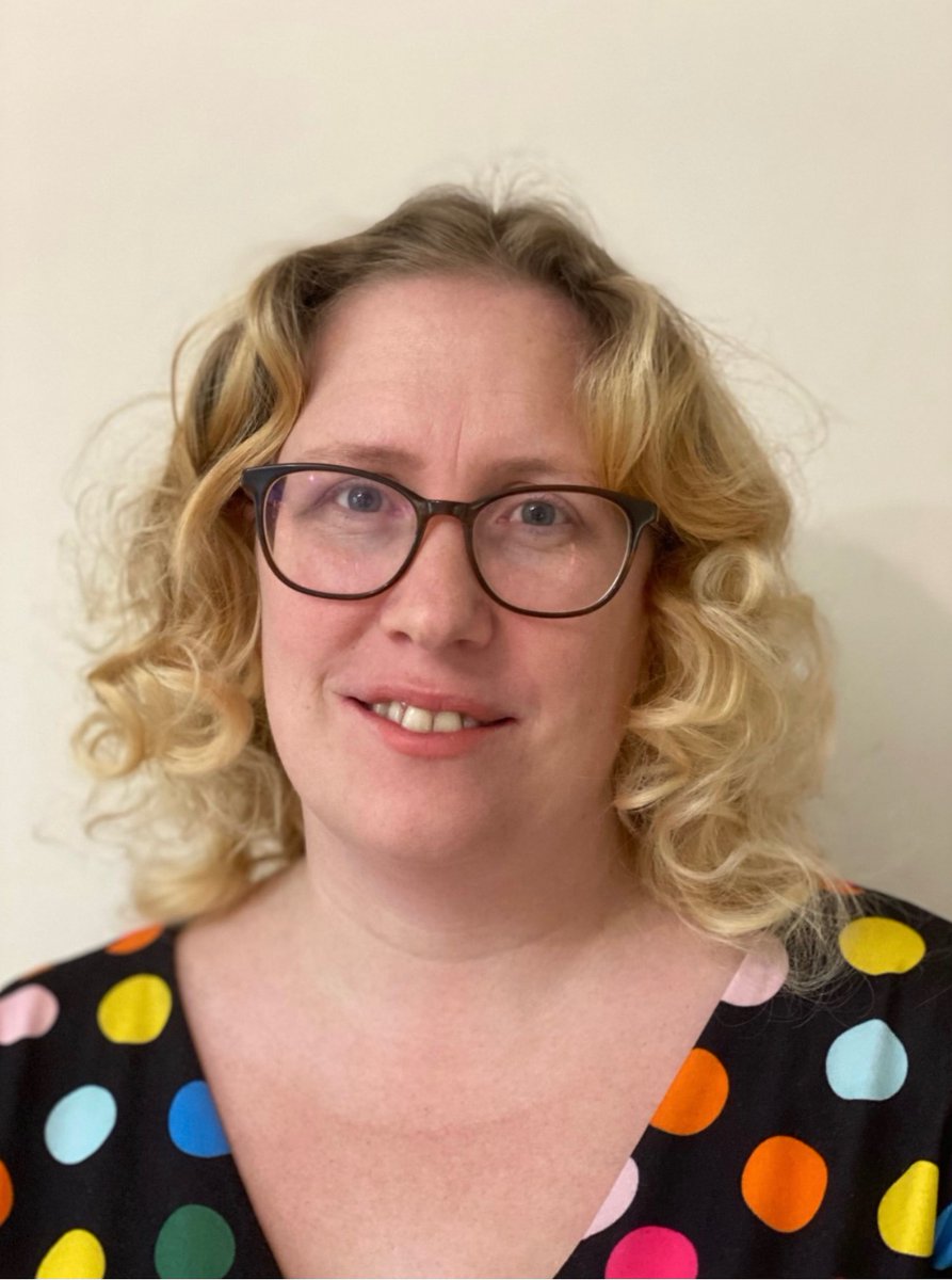 The Town Council is delighted to welcome and introduce the new Councillor, Sarah Compton who was co-opted as a member of Edenbridge Town Council at its meeting on 8 March.
 
edenbridgetowncouncil.gov.uk/us/councillors…