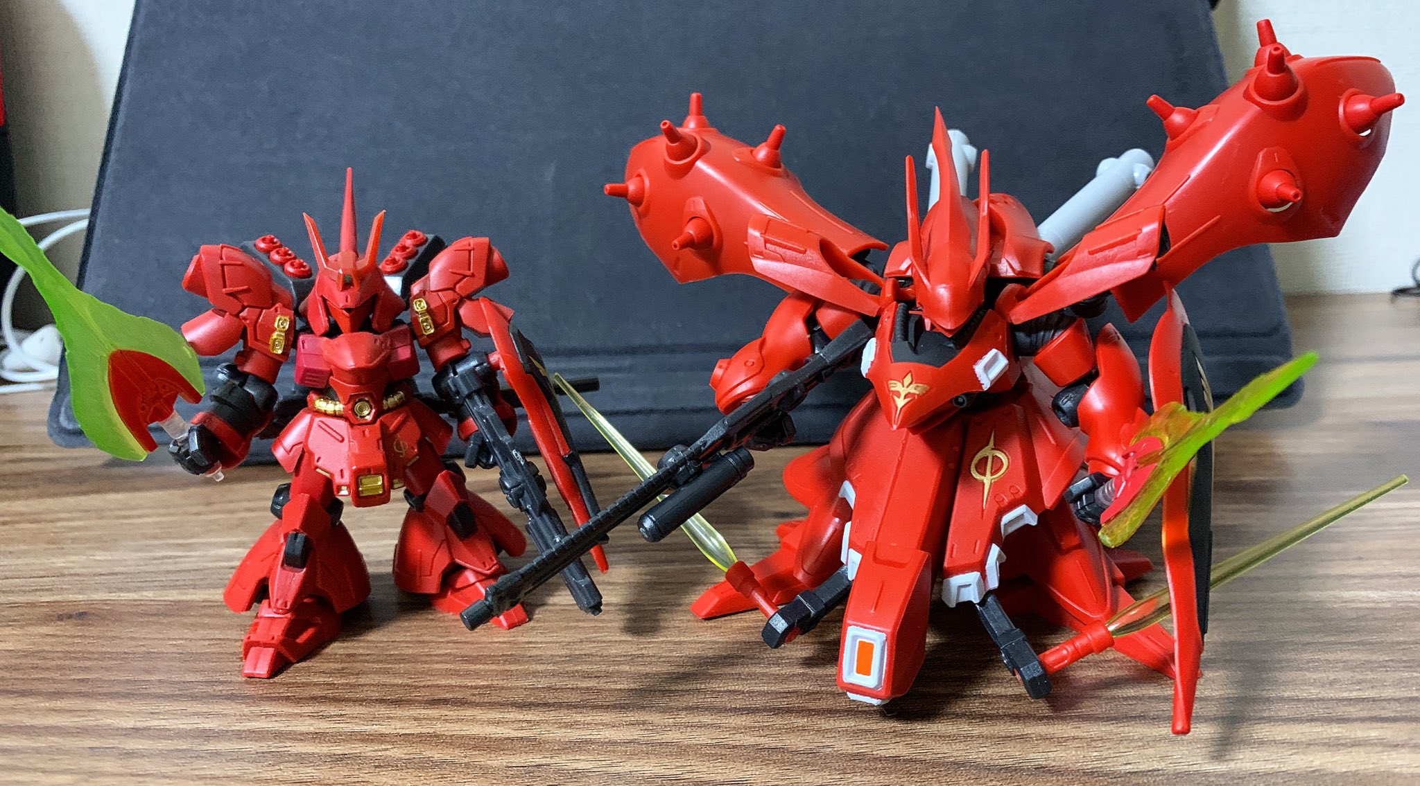 モビルスーツアンサンブルEX サザビー、ナイチンゲール、キャリバーン3体セット Amazon | バンダイ(BANDAI) 機動戦士ガンダム MOBILE SUIT