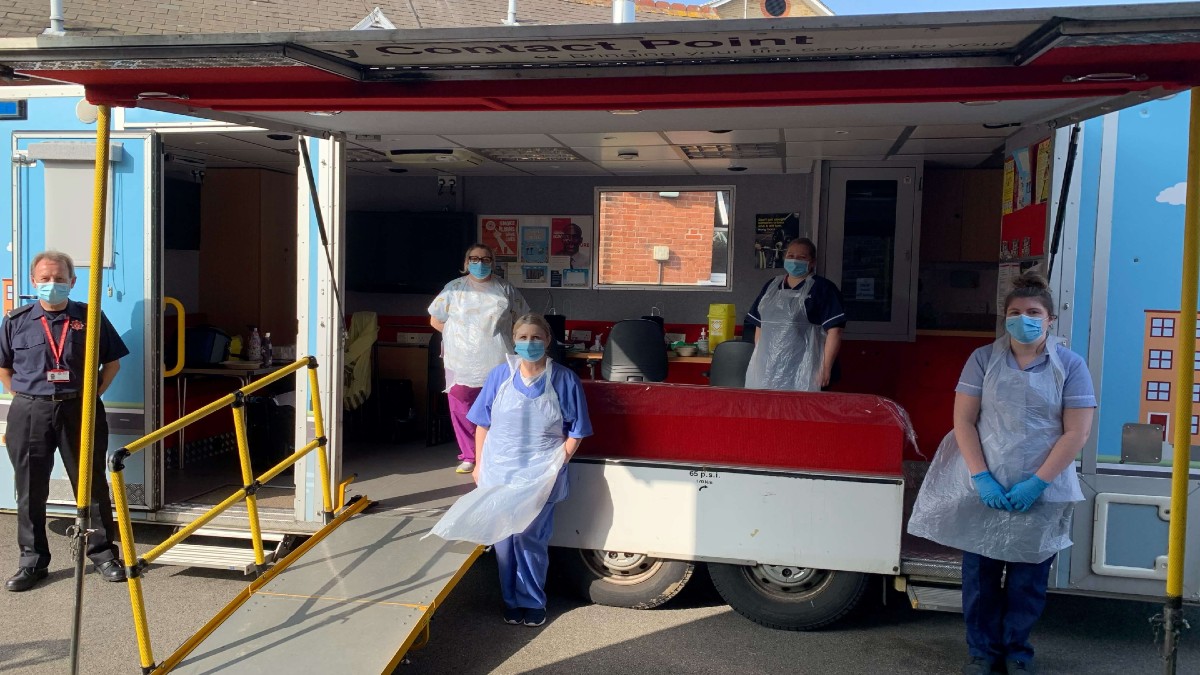 Health and Care Portsmouth (@hcportsmouth) on Twitter photo Great work by <a href="/portsmouthtoday/">Portsmouth City Council</a> <a href="/TheUniversityS3/">Uni-City Medical Centre</a> @Hants_fire in delivering the COVID-19 vaccination to vulnerable homeless residents and helping to make sure that everyone in the city has the opportunity to get protected. Find out more: ow.ly/tRa150DZ6W2 Great work by <a href="/portsmouthtoday/">Portsmouth City Council</a> <a href="/TheUniversityS3/">Uni-City Medical Centre</a> @Hants_fire in delivering the COVID-19 vaccination to vulnerable homeless residents and helping to make sure that everyone in the city has the opportunity to get protected. Find out more: ow.ly/tRa150DZ6W2