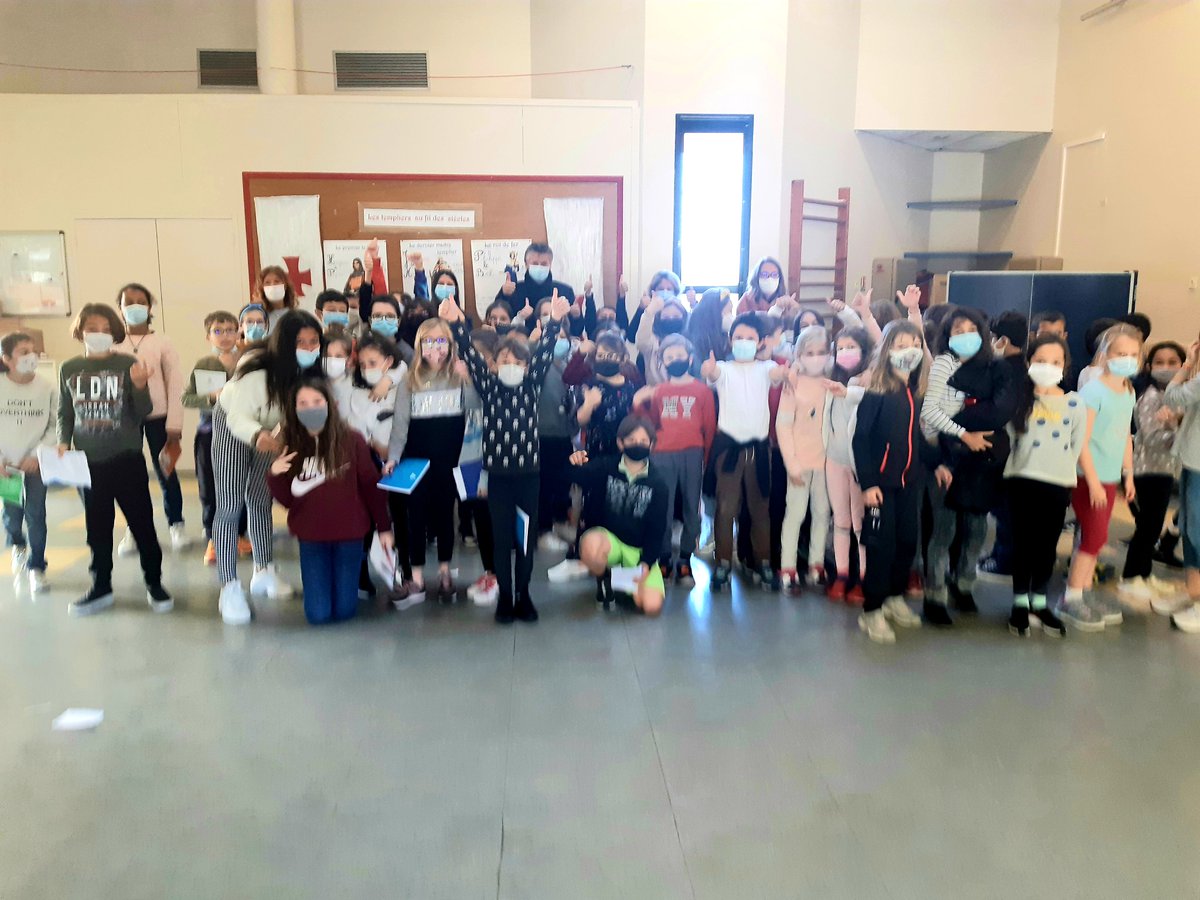 Chaleureux échanges avec les enfants de l'école du Moulin Neuf sur l'histoire de Biot au temps des Templiers !