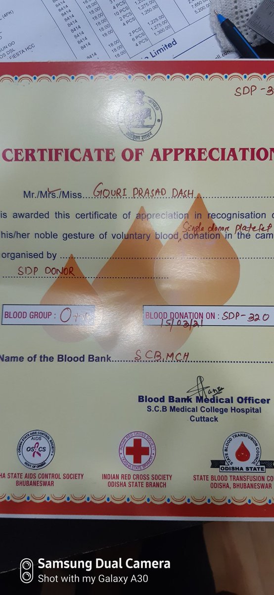 aftab70782201's tweet photo. This is @Dashgoury, who giving new life to cancer patient.
Yesterday was his #Hundred_one 101 #SDP donation.
he went to Cuttack @SCBMCHCTC, 20 km from Bhubaneswar and donated #SDP for a #cancer_patient.
God always keep you happy and healthy life. https://t.co/ViWqJW6LKs