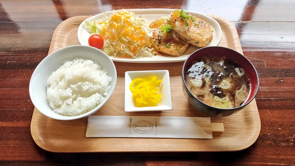 Ksr Ksr Tk7pc Ac鉄拳7fr Steam On Twitter 今日は午後休暇を頂けたので 用事を足しにむつに来てます 下北文化珈琲店で 遅いお昼ご飯でした 豆腐ハンバーグ定食ですね 最近 何故かハマってますw そして デザートは 厚焼きスフレ チョコソースにしま