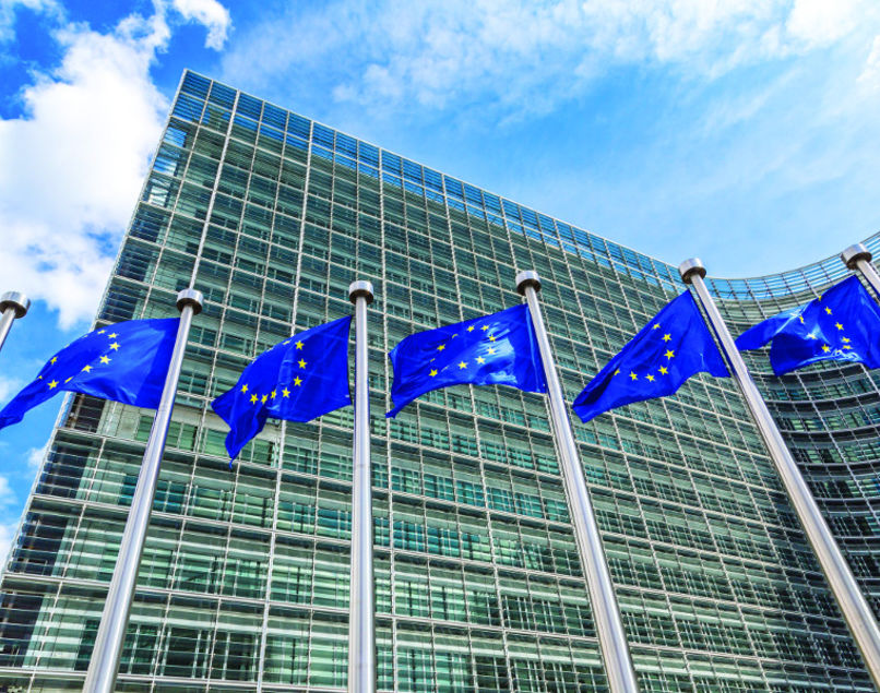 FCazals's tweet image. Washington s&apos;inquiète de l&apos;appel à la relocalisation massive des données personnelles en Europe 🇪🇺🇺🇸💾 usine-digitale.fr/editorial/wash…