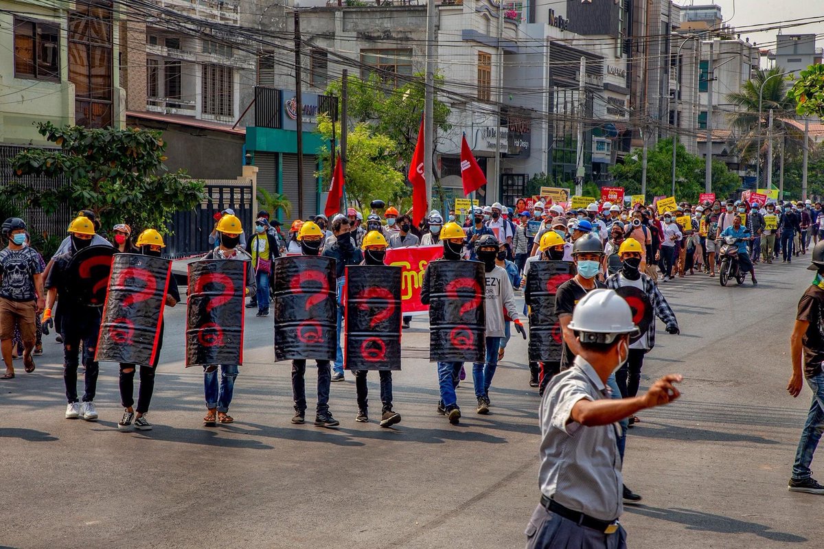 Mandalay Mya-Taung strike is always getting stronger. 💪 But We're missing much information from most rural areas since they mostly relied on Mobile Internet. NEWS SUPPRESSION

#WhatsHappeningInMyanmar 
#Mar16Coup #MilkTeaAlliance #OpCCP