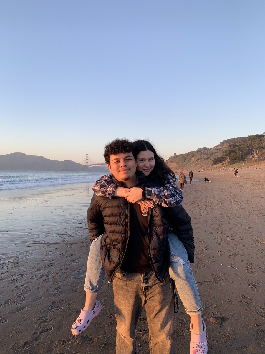 _daniellegomez's tweet photo. my honey🍯 https://t.co/BHuxikCZco