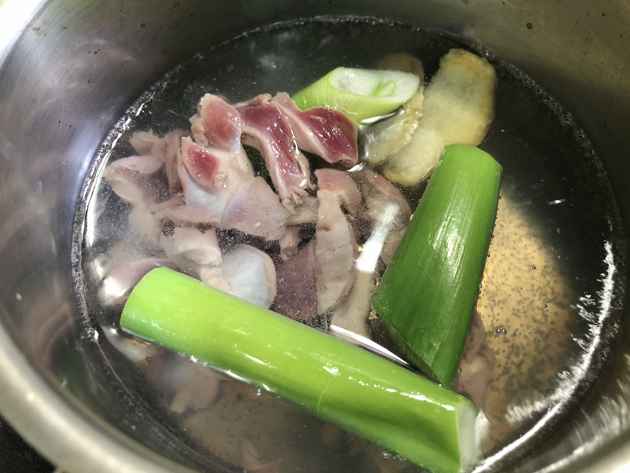 魔女っこれい 取り除いた砂肝 の銀皮は 葱の青いところ 生姜 白ワイン 水で白くなるまで茹でてから湯切り 醤油ポン酢 胡麻油 唐辛子の輪切りと一緒にジップロックに入れて冷蔵庫で冷やす 夜のお楽しみだ T Co Z5xikanh59 Twitter 魔女っこれい 取り除いた砂肝 の銀皮は 葱の青いところ 生姜 白ワイン 水で白くなるまで茹でてから湯切り 醤油ポン酢 胡麻油 唐辛子の輪切りと一緒にジップロックに入れて冷蔵庫で冷やす 夜のお楽しみだ T Co Z5xikanh59 Twitter