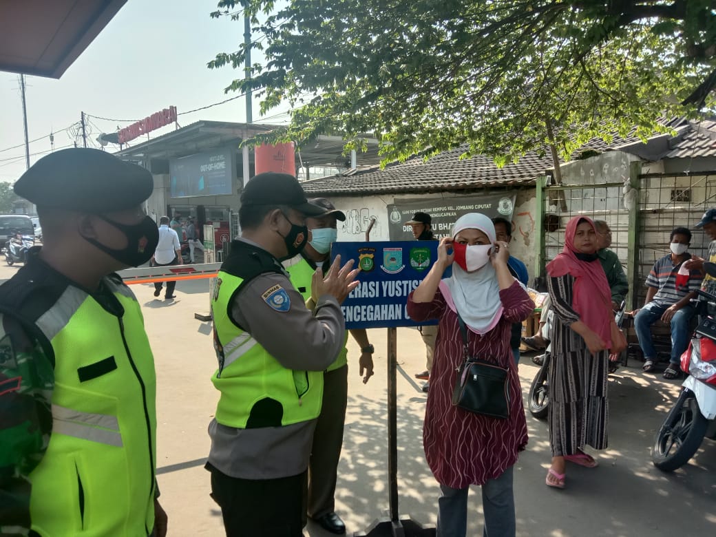 PolsekCiputatTimur tweet media