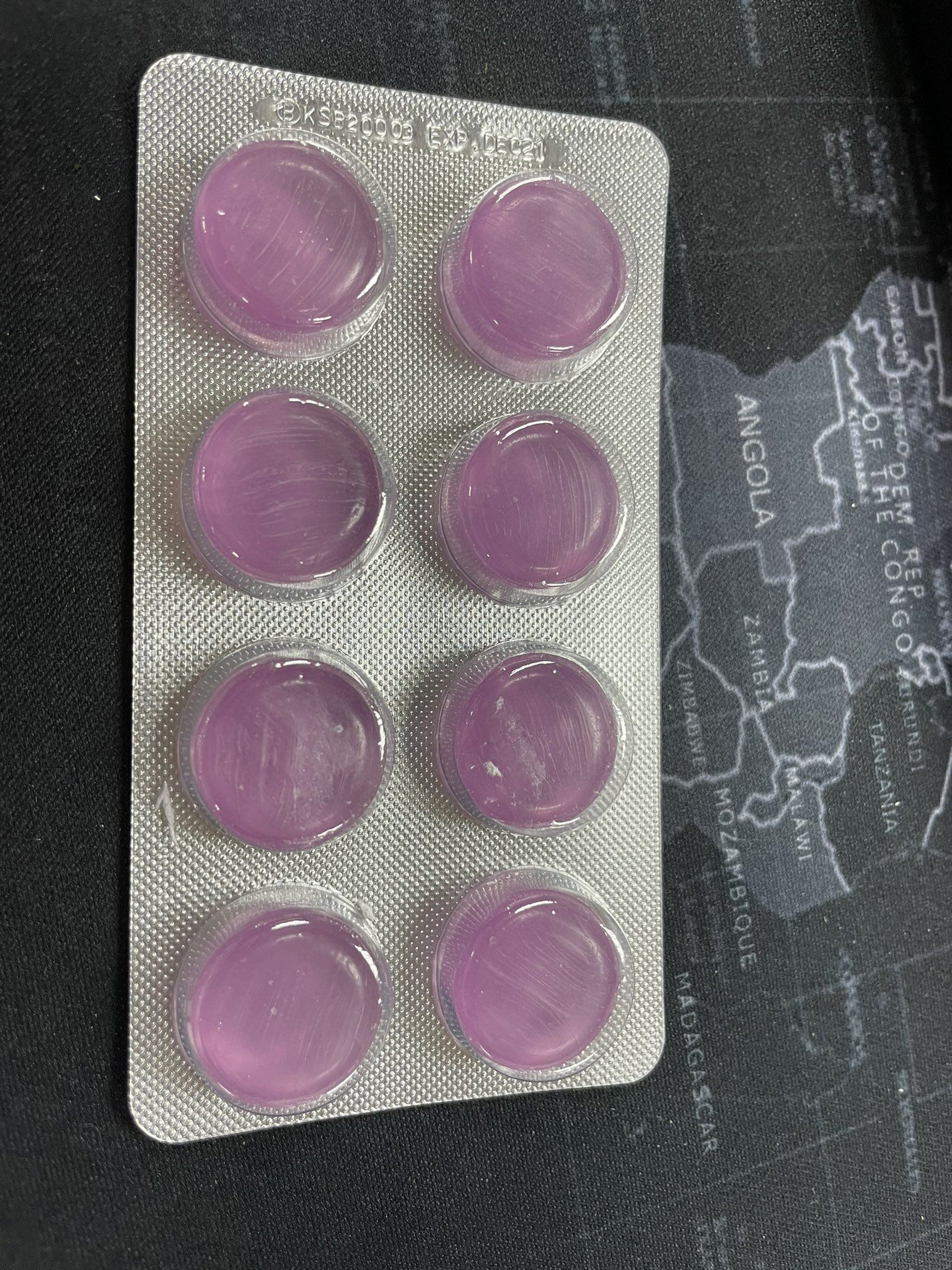 Mohd Zikrullah On Twitter Kalau Korang Batuk Atau Sakit Tekak Try Pergi Farmasi Dan Cakap Nak Beli Difflam Dia Ada Banyak Colour Setiap Colour Tu Ada Ciri2 Dia Yang Purple Ni Ada