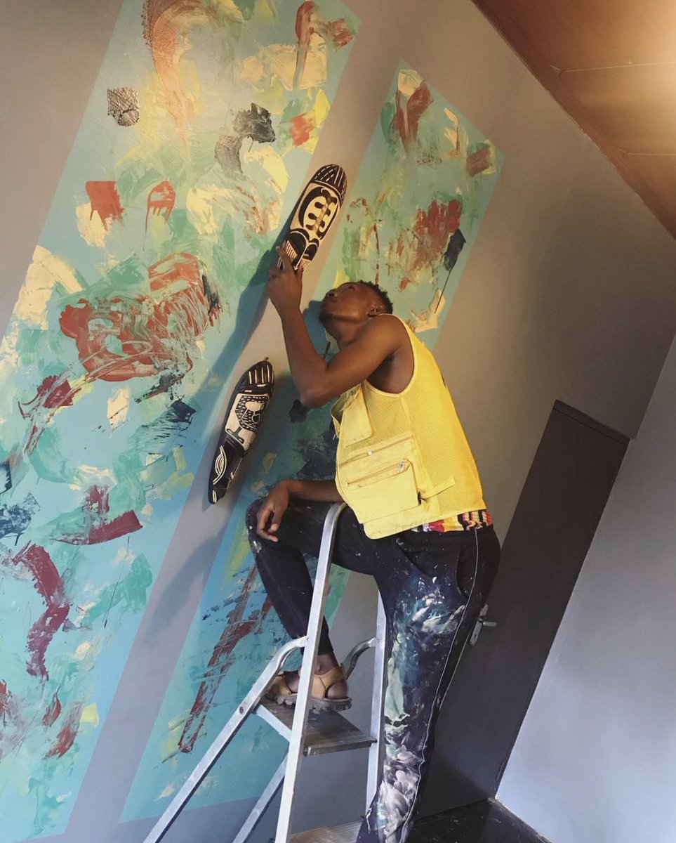 1mandesigners's tweet photo. @shattawalegh #BlowUp 
Contact us for your painting,designing,decoration epoxy installation and more.
#PapaPainter👨🏽‍🎨
#NOwallpapers👨🏽‍🎨 

#ShattaTuesdayMarket
 @shattawalegh https://t.co/ZEOF8OUjIa