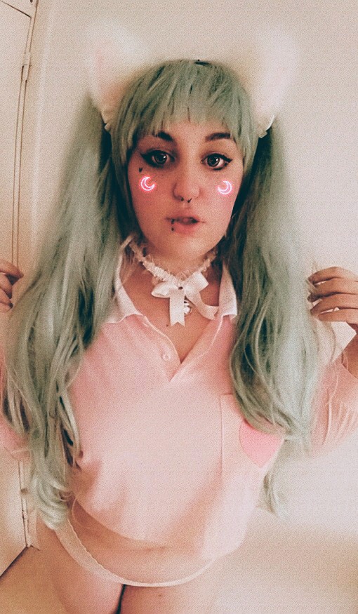LilyPanda20's tweet photo. Abonnez-toi à mon compte Instagram ! Pour plus de photo et vidéo 😉🔞
Photo vidéo sexy cosplay sexy... #curvy #sexyronde #bodypositive #mymfans #nudes #sexymaispasvulgaire #innocente #soumise #babygirl #slave #nekosexy #nekogirl 
https://t.co/NSh1yXpzKa https://t.co/oR5COnmdHx
