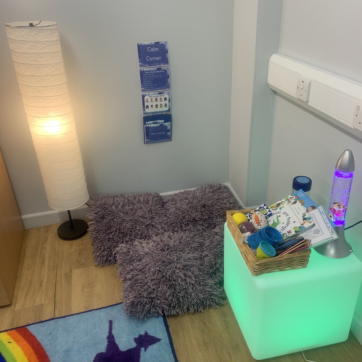 tranquil_teach's tweet photo. Calming corners in the classroom &amp; home.  
#education #childrensmentalhealth #teachertwitter  #teachers  #wellbeing #parentingtips #classroom #emotionalhealth #school #Mindfulness #childrenswellbeing #classroomideas https://t.co/LxMRbyeYB0