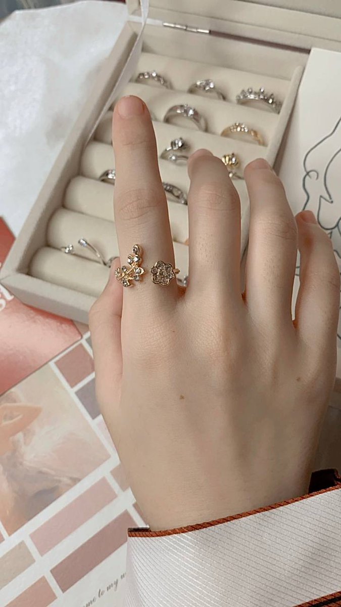 Adjustable Ring1 for RM25 free postage SemenanjungBuy more than 2 will get discountAdd box : RM3 Material : Copper