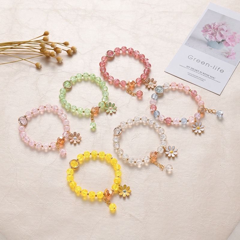 Accessories to be pretty  Bracelet1 for RM23 free postage Semenanjung Buy 2 and more will get discountAdd box : RM4 Material : Copper