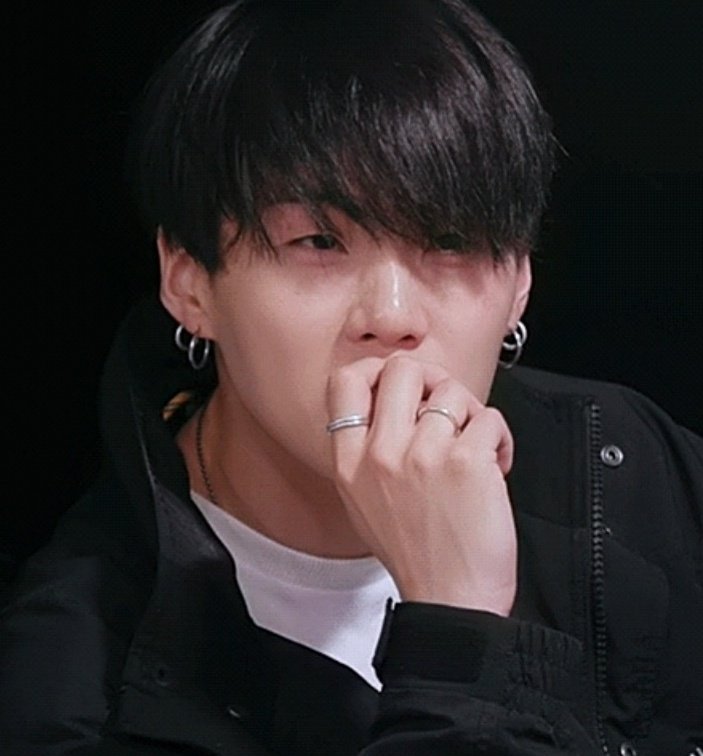vintaenight's tweet photo. min yoongi as your boyfriend - an ideal thread https://t.co/CUMZGIa7M3