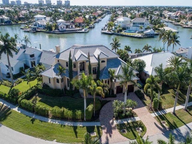 I am showcasing this exquisite Marco Island home for my buyer today. Expansive views, eight no bridge minutes to the Gulf, Marco River and Collier Bay.
realtor.com/realestateandh…