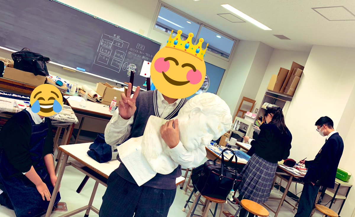 Art_hdk's tweet photo. 今日はクロッキーと作品制作をしました！
明日も頑張りましょう！！✨ https://t.co/N8dZX5M0qJ