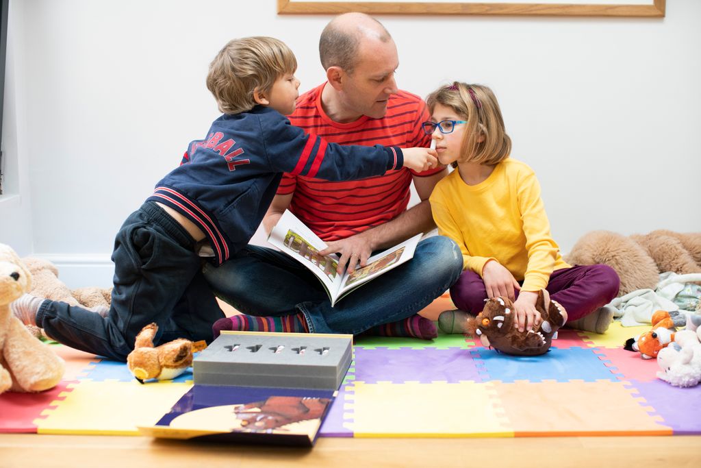 TheRealGruffalo's tweet image. Ever wondered what the Gruffalo smells like? Us too!

We’ve been working with @guidedogs to create the scent of the Gruffalo and other characters from the deep dark wood to help make reading inclusive for the whole family.

Head over to @guidedogs for your chance to win one!