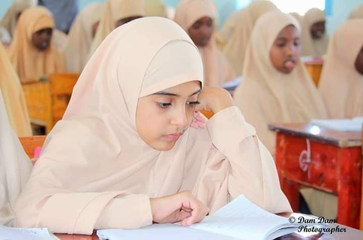Sacadfaarah's tweet photo. #Ubaxa Dalkeena. https://t.co/axrFZnfrQW