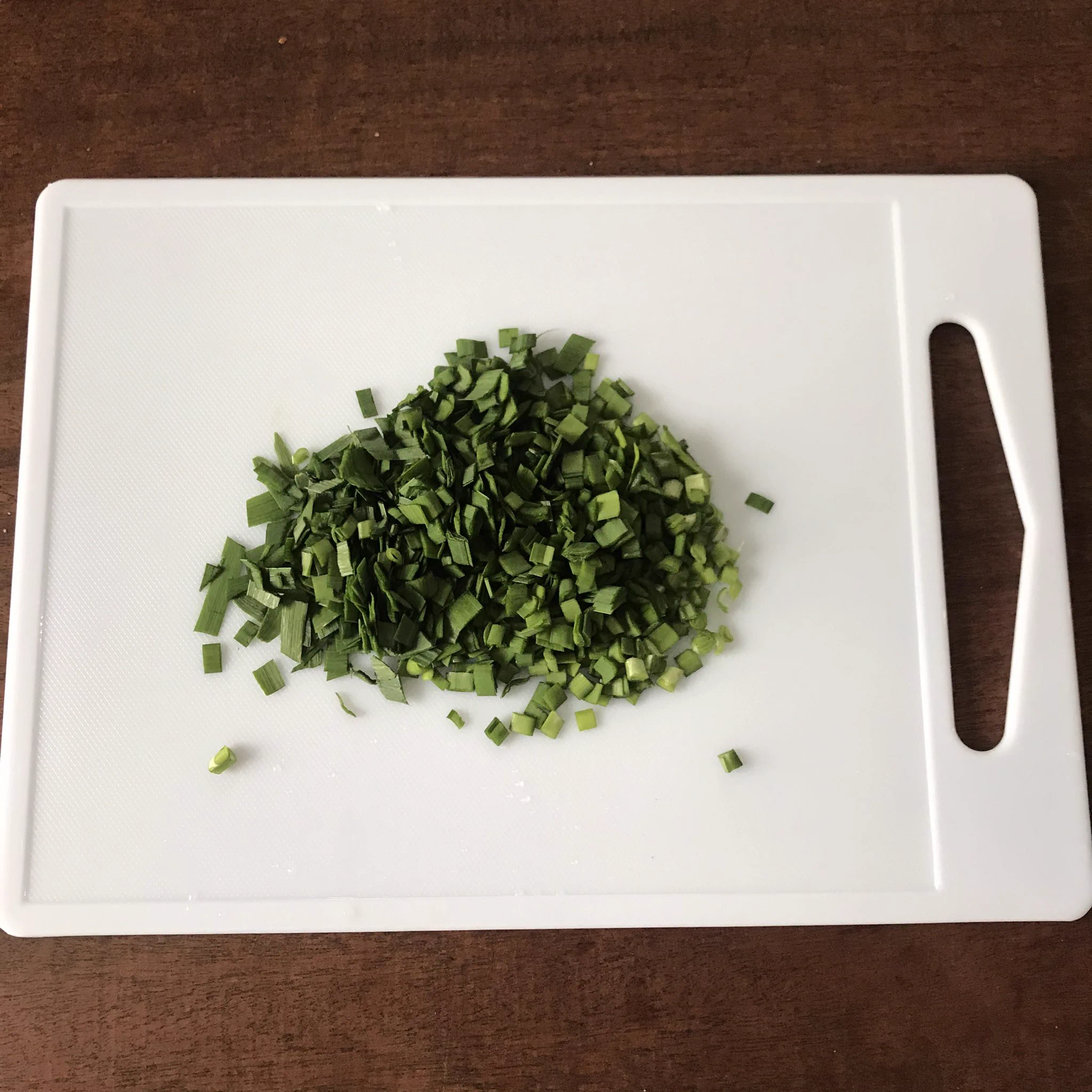 ニラ好きの方必見！ごま油が効いた旨辛ニラ卵かけご飯が絶品！ご飯が進みます！！