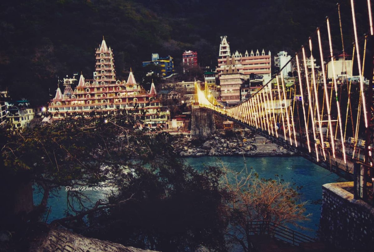 Travelwithstran's tweet photo. As Rishikesh series is about to end.. sharing some moments and memories from Rishikesh,India 🇮🇳

#travellingthroughtheworld #traveler #travellife #solotraveller #travelphotography📷 #traveldiary #rishikeshdiaries #rishikesh #travelblog #travelvlogger  #travelwithstrangers_ https://t.co/Mu6rja7xH7