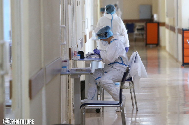 ArmNews_TV's tweet photo. 585 new cases of coronavirus infection and 14 deaths confirmed in Armenia․ The total number of infected people is 179,287, and the number of deaths is 4,116
#ArmNews #news #Armenia #COVID https://t.co/I1X8Pr4kEV