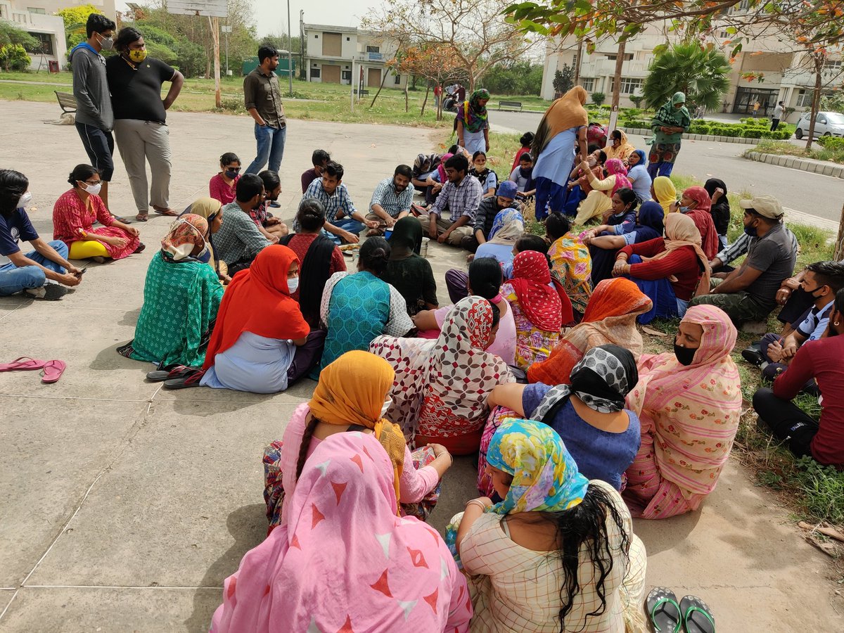 Jaxy_Quantum's tweet image. Students of @IiserMohali in support of #workersprotest. Come and join us for lunch at basketball court to show support for the ongoing protest.
#rojgardo #workersunion @iisermalumni