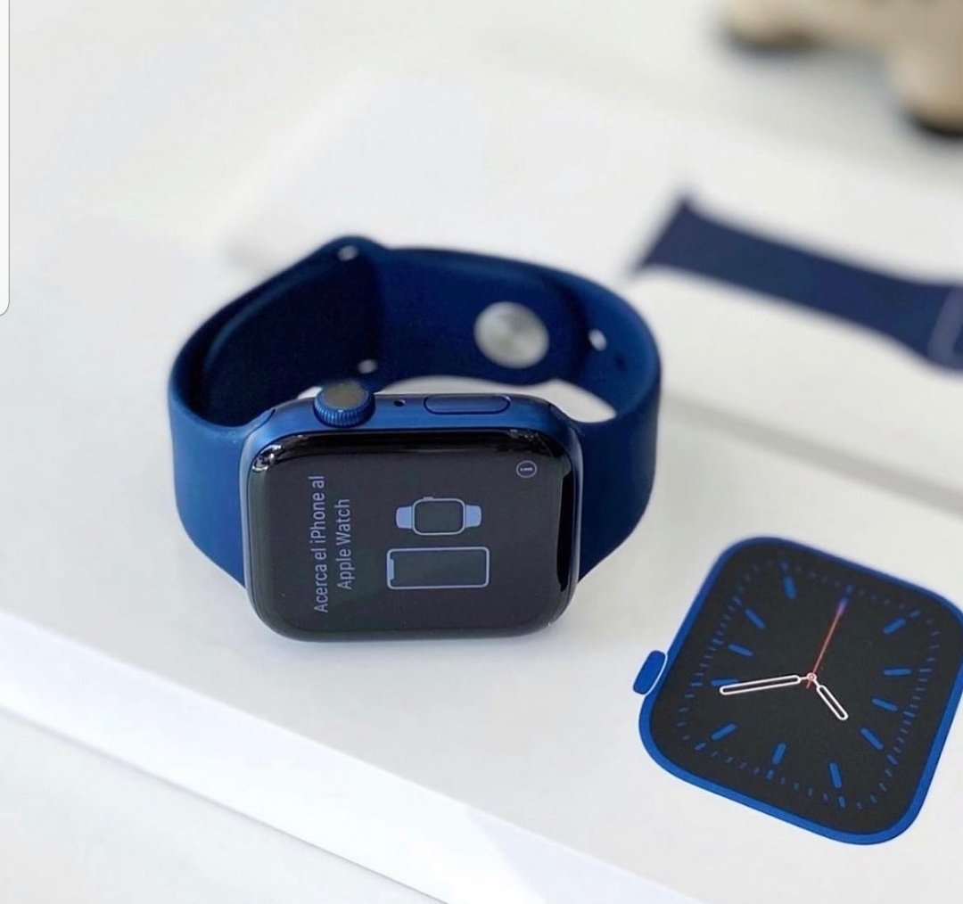 Lopegadgets's tweet photo. Brand new series 6 available for sale 
Gps only 
40mm 200k
44mm 215k

To place your order 
Dm/click on link in bio
#davido 
#WizkidFc https://t.co/JJVpQyXHFq