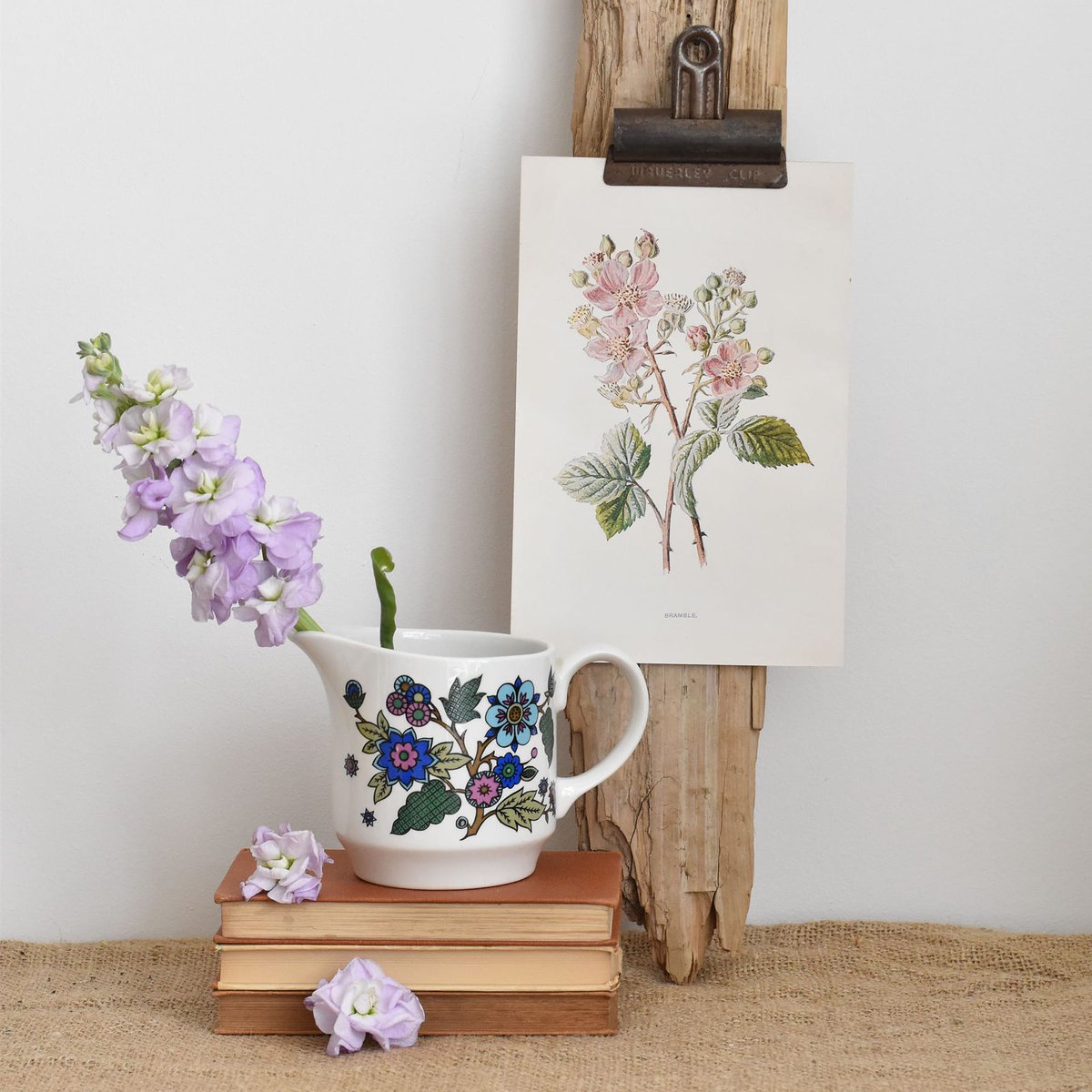 Good morning. This cute vintage Midwinter milk jug will be finding its way to our online shop later this morning. With its blue and pink midcentury floral motif, this little jug is perfect for Spring #virtualvintage #shopvintage #shopsmall #midwinter #midwinterpottery