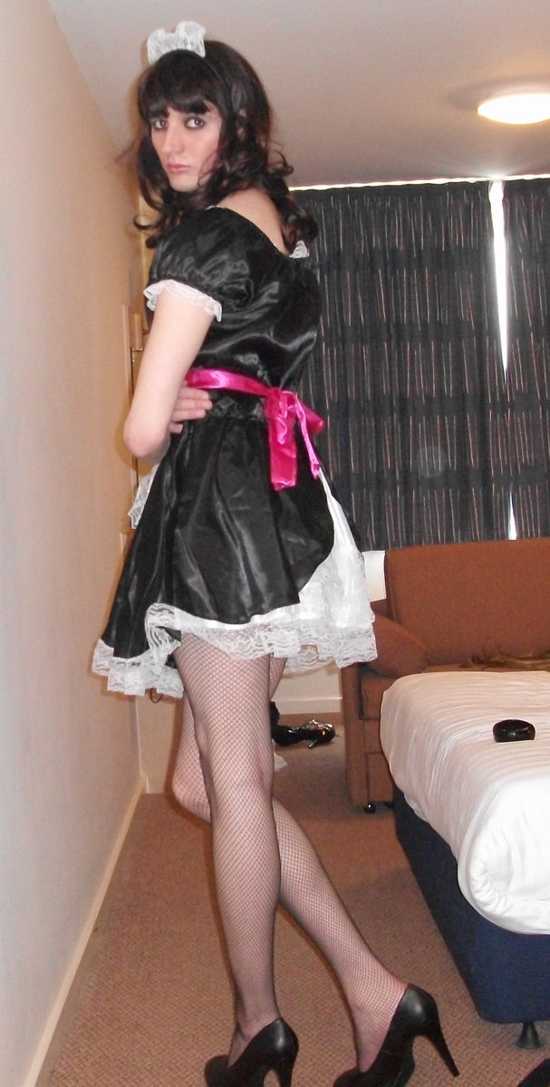 Horny gym pantyhose solo