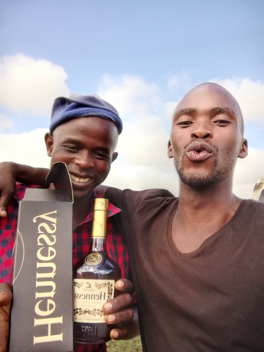 LessAsavela's tweet image. Akagolozi ke kulonto