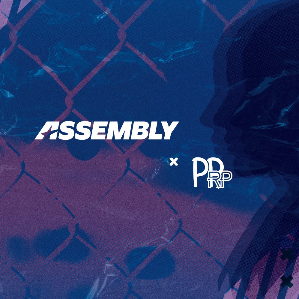 assemblyparty's tweet photo. Assembly on rantautunut virtuaalifestivaalina roolipeliyhteisön PPRP:n hostaamana GTA V-pelin sisään. Pakene pakkasta & anna yhteisön jäsenien kuljettaa sut virtuaalisaaren hiekkarannalle palmujen katveeseen! #AssemblyWinter21 🌴 Menoliput saarelle 👉 https://t.co/w7JTiAivlj https://t.co/Cp67S8K8kR
