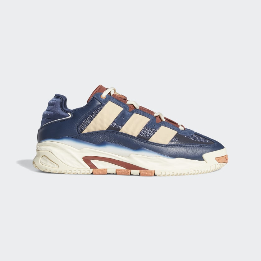 adidasFR's tweet photo. Les nouveaux coloris de la NITEBALL sont là 👀
👉https://t.co/4A2DuEJwph https://t.co/TV9JXuhqmF